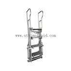 Escalera plegable para brazo de carga